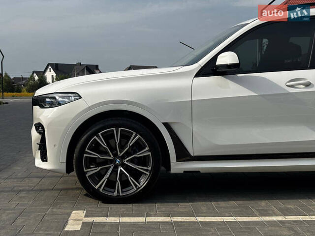 Білий БМВ X7, об'ємом двигуна 4.39 л та пробігом 129 тис. км за 61900 $, фото 5 на Automoto.ua