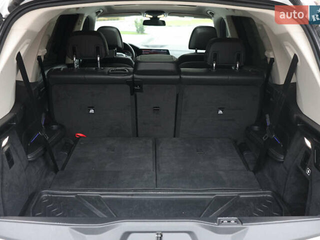 Белый БМВ X7, объемом двигателя 2.99 л и пробегом 141 тыс. км за 61000 $, фото 55 на Automoto.ua