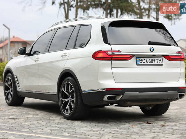Белый БМВ X7, объемом двигателя 2.99 л и пробегом 141 тыс. км за 61000 $, фото 12 на Automoto.ua