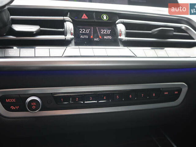 Белый БМВ X7, объемом двигателя 2.99 л и пробегом 141 тыс. км за 61000 $, фото 37 на Automoto.ua