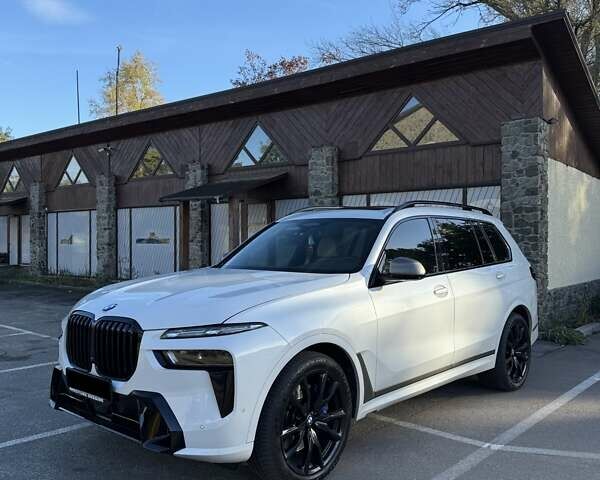 Белый БМВ X7, объемом двигателя 4.39 л и пробегом 41 тыс. км за 85500 $, фото 27 на Automoto.ua
