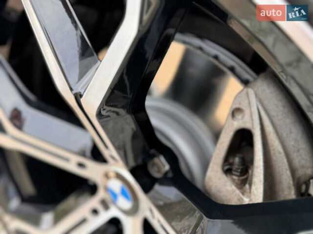 Белый БМВ X7, объемом двигателя 2.99 л и пробегом 140 тыс. км за 64200 $, фото 8 на Automoto.ua