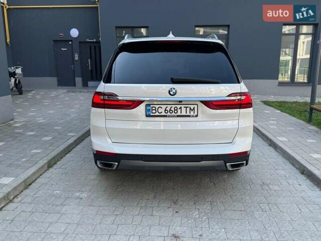 Белый БМВ X7, объемом двигателя 2.99 л и пробегом 137 тыс. км за 64500 $, фото 5 на Automoto.ua