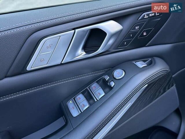 Білий БМВ X7, об'ємом двигуна 2.99 л та пробігом 79 тис. км за 76950 $, фото 54 на Automoto.ua