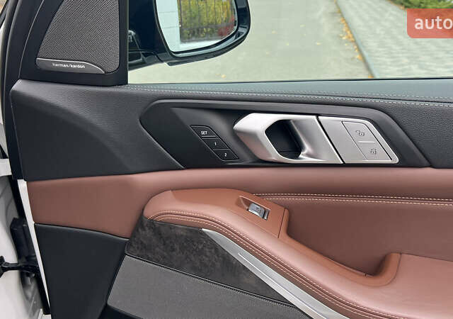 Білий БМВ X7, об'ємом двигуна 3 л та пробігом 83 тис. км за 87777 $, фото 38 на Automoto.ua