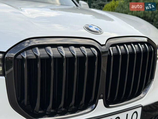 Білий БМВ X7, об'ємом двигуна 4.4 л та пробігом 89 тис. км за 76400 $, фото 17 на Automoto.ua