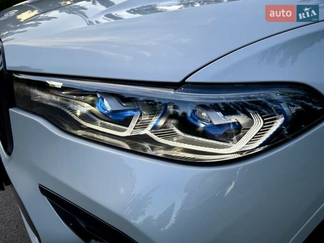 Білий БМВ X7, об'ємом двигуна 2.99 л та пробігом 79 тис. км за 76950 $, фото 31 на Automoto.ua