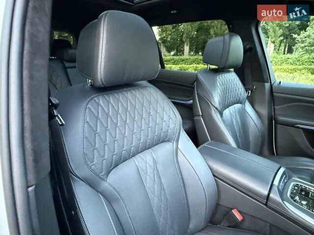 Білий БМВ X7, об'ємом двигуна 2.99 л та пробігом 79 тис. км за 76950 $, фото 88 на Automoto.ua
