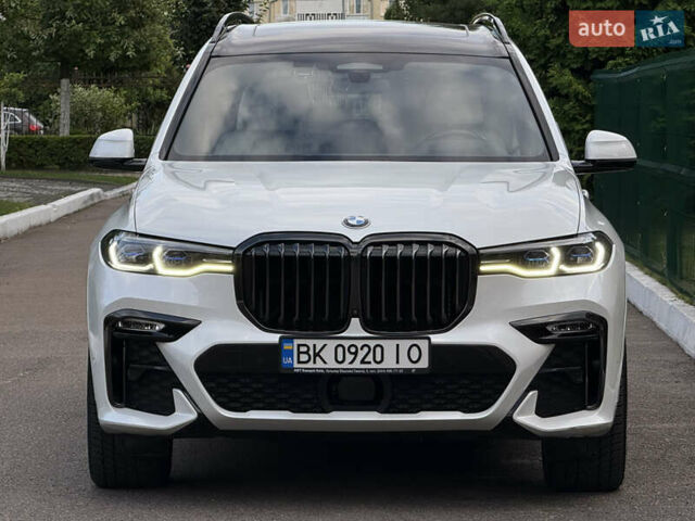 Білий БМВ X7, об'ємом двигуна 4.4 л та пробігом 89 тис. км за 76400 $, фото 99 на Automoto.ua