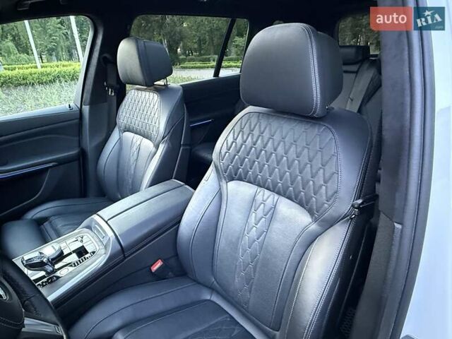 Білий БМВ X7, об'ємом двигуна 2.99 л та пробігом 79 тис. км за 76950 $, фото 60 на Automoto.ua