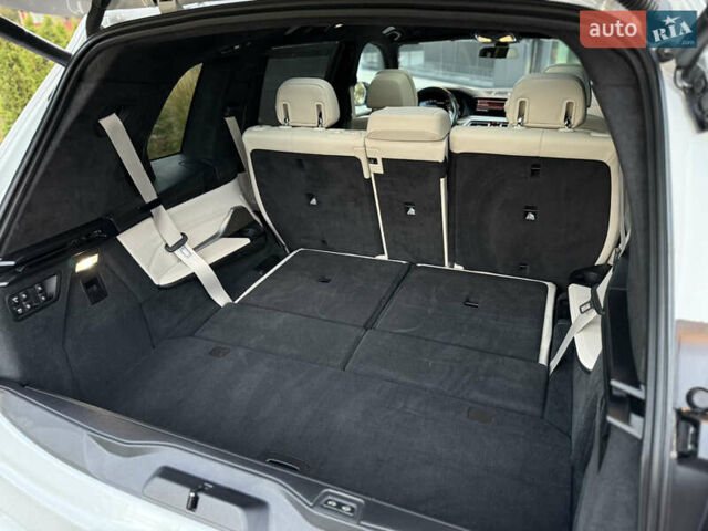 Белый БМВ X7, объемом двигателя 4.39 л и пробегом 58 тыс. км за 78999 $, фото 80 на Automoto.ua