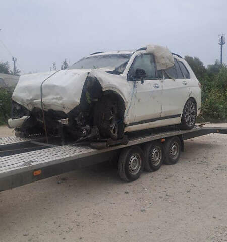 Белый БМВ X7, объемом двигателя 2.99 л и пробегом 29 тыс. км за 21500 $, фото 12 на Automoto.ua