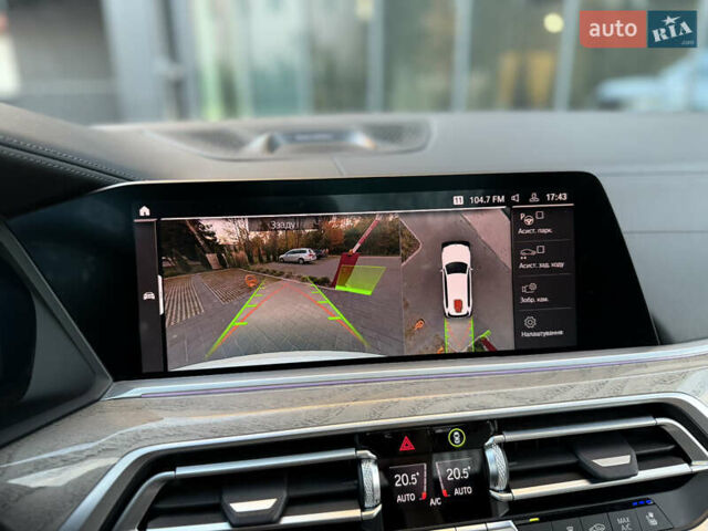 Белый БМВ X7, объемом двигателя 4.39 л и пробегом 58 тыс. км за 78999 $, фото 47 на Automoto.ua