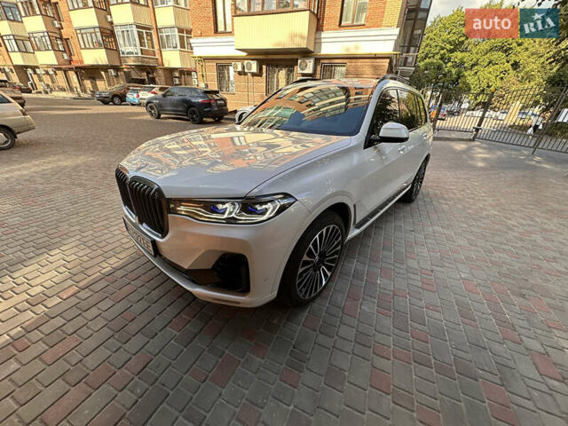 Белый БМВ X7, объемом двигателя 3 л и пробегом 17 тыс. км за 74500 $, фото 9 на Automoto.ua