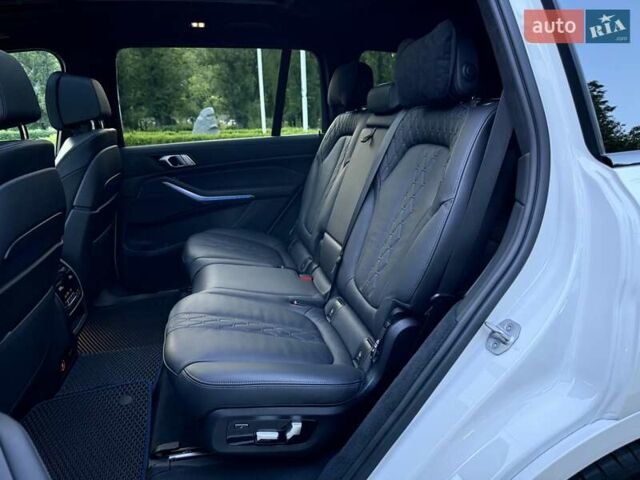 Білий БМВ X7, об'ємом двигуна 2.99 л та пробігом 79 тис. км за 76950 $, фото 63 на Automoto.ua
