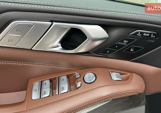 Белый БМВ X7, объемом двигателя 3 л и пробегом 82 тыс. км за 88888 $, фото 31 на Automoto.ua