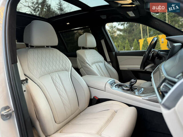 Белый БМВ X7, объемом двигателя 4.39 л и пробегом 58 тыс. км за 78999 $, фото 94 на Automoto.ua