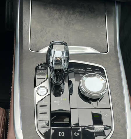 Білий БМВ X7, об'ємом двигуна 3 л та пробігом 83 тис. км за 87777 $, фото 51 на Automoto.ua