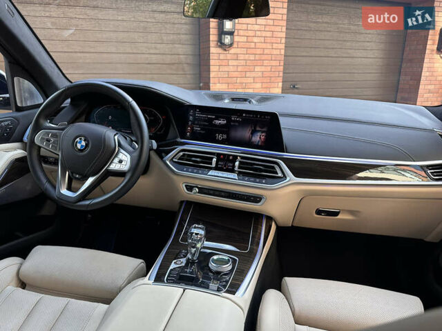Белый БМВ X7, объемом двигателя 3 л и пробегом 17 тыс. км за 74500 $, фото 24 на Automoto.ua