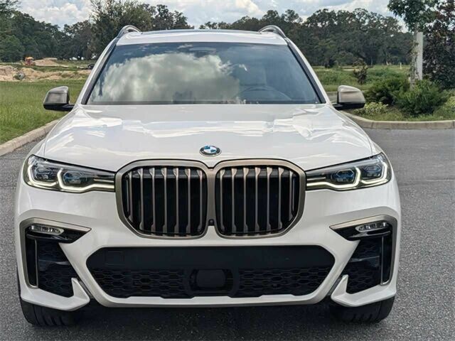 Белый БМВ X7, объемом двигателя 4.4 л и пробегом 22 тыс. км за 35000 $, фото 1 на Automoto.ua