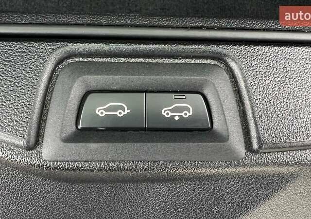 Белый БМВ X7, объемом двигателя 3 л и пробегом 82 тыс. км за 88888 $, фото 27 на Automoto.ua