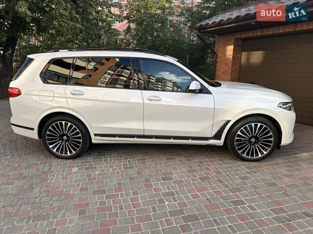 Белый БМВ X7, объемом двигателя 3 л и пробегом 17 тыс. км за 74500 $, фото 5 на Automoto.ua