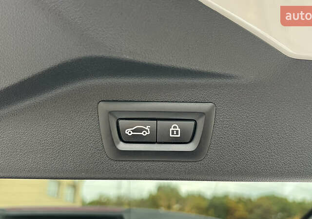 Білий БМВ X7, об'ємом двигуна 3 л та пробігом 83 тис. км за 87777 $, фото 23 на Automoto.ua