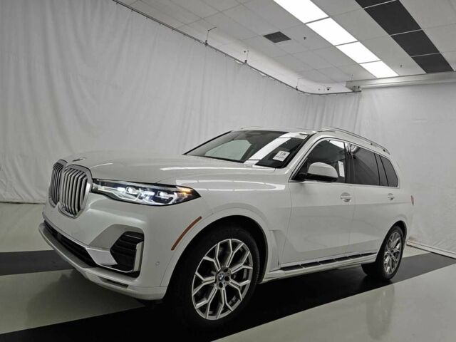 Белый БМВ X7, объемом двигателя 3 л и пробегом 124 тыс. км за 48500 $, фото 2 на Automoto.ua