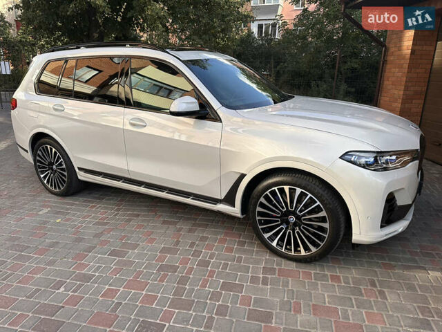 Белый БМВ X7, объемом двигателя 3 л и пробегом 17 тыс. км за 74500 $, фото 6 на Automoto.ua