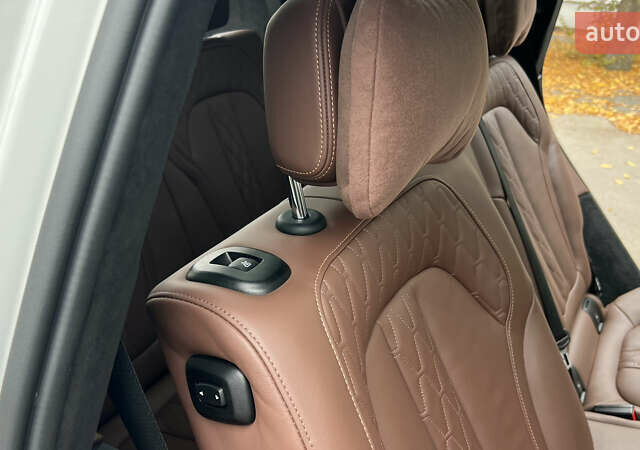 Білий БМВ X7, об'ємом двигуна 3 л та пробігом 83 тис. км за 87777 $, фото 36 на Automoto.ua