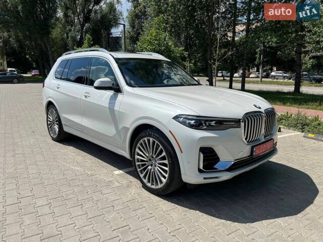 Белый БМВ X7, объемом двигателя 3 л и пробегом 63 тыс. км за 68800 $, фото 2 на Automoto.ua
