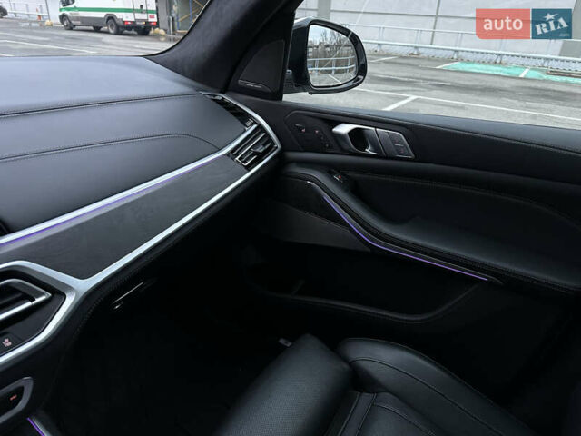 Белый БМВ X7, объемом двигателя 2.99 л и пробегом 49 тыс. км за 99900 $, фото 37 на Automoto.ua