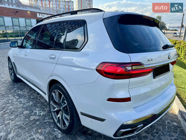 Белый БМВ X7, объемом двигателя 4.39 л и пробегом 19 тыс. км за 109999 $, фото 5 на Automoto.ua