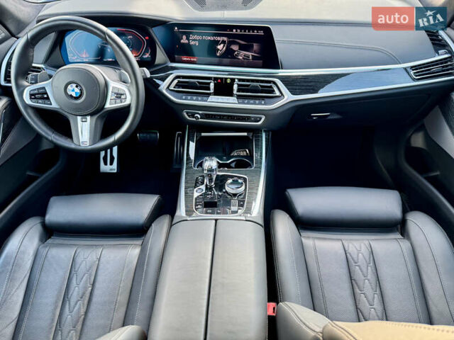 Белый БМВ X7, объемом двигателя 4.39 л и пробегом 19 тыс. км за 109999 $, фото 18 на Automoto.ua