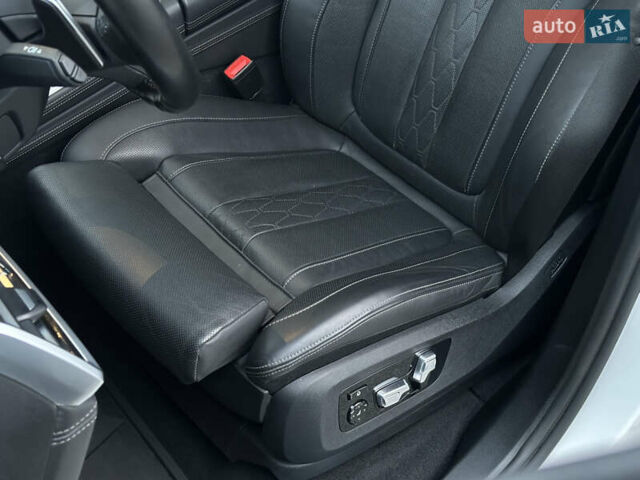 Белый БМВ X7, объемом двигателя 2.99 л и пробегом 49 тыс. км за 99900 $, фото 22 на Automoto.ua