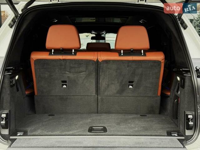 Белый БМВ X7, объемом двигателя 2.99 л и пробегом 120 тыс. км за 77999 $, фото 24 на Automoto.ua