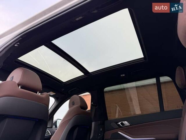 Белый БМВ X7, объемом двигателя 2.99 л и пробегом 73 тыс. км за 84900 $, фото 97 на Automoto.ua