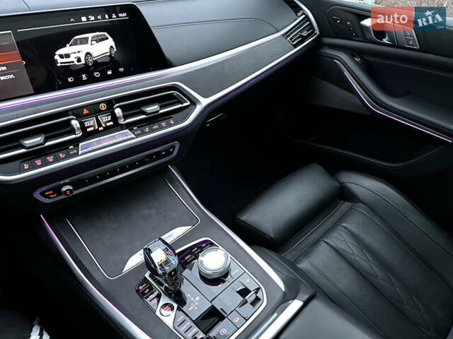 Белый БМВ X7, объемом двигателя 2.99 л и пробегом 49 тыс. км за 99900 $, фото 67 на Automoto.ua