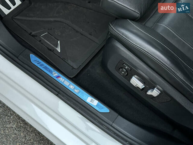 Белый БМВ X7, объемом двигателя 2.99 л и пробегом 49 тыс. км за 99900 $, фото 33 на Automoto.ua