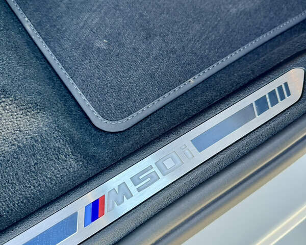 Белый БМВ X7, объемом двигателя 4.39 л и пробегом 19 тыс. км за 109999 $, фото 13 на Automoto.ua