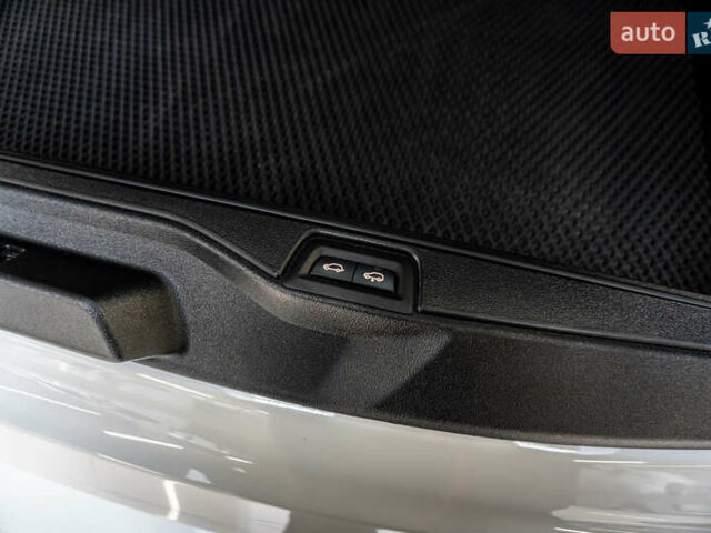 Белый БМВ X7, объемом двигателя 2.99 л и пробегом 101 тыс. км за 96676 $, фото 65 на Automoto.ua