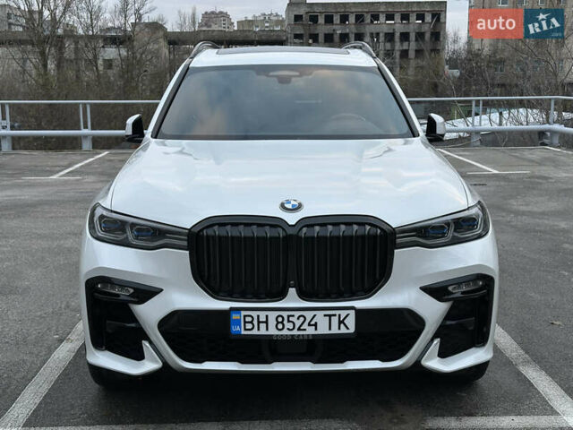 Белый БМВ X7, объемом двигателя 2.99 л и пробегом 49 тыс. км за 99900 $, фото 1 на Automoto.ua
