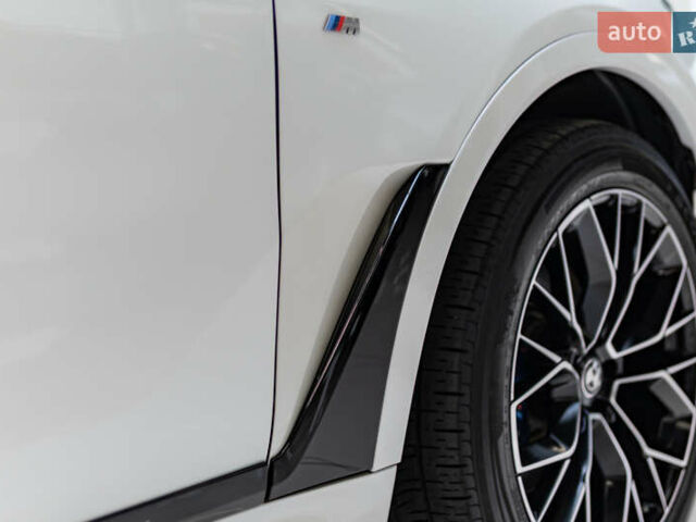 Белый БМВ X7, объемом двигателя 2.99 л и пробегом 101 тыс. км за 96676 $, фото 23 на Automoto.ua