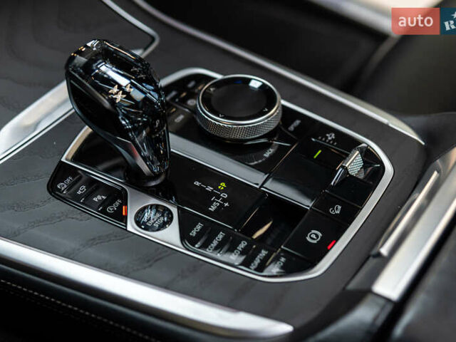 Белый БМВ X7, объемом двигателя 2.99 л и пробегом 101 тыс. км за 96676 $, фото 38 на Automoto.ua