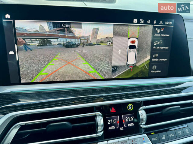 Белый БМВ X7, объемом двигателя 4.39 л и пробегом 19 тыс. км за 109999 $, фото 40 на Automoto.ua