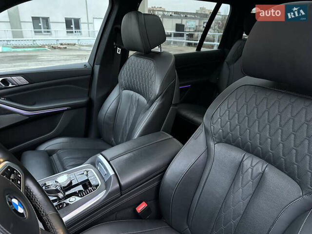 Белый БМВ X7, объемом двигателя 2.99 л и пробегом 49 тыс. км за 99900 $, фото 25 на Automoto.ua