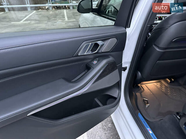 Белый БМВ X7, объемом двигателя 2.99 л и пробегом 49 тыс. км за 99900 $, фото 62 на Automoto.ua