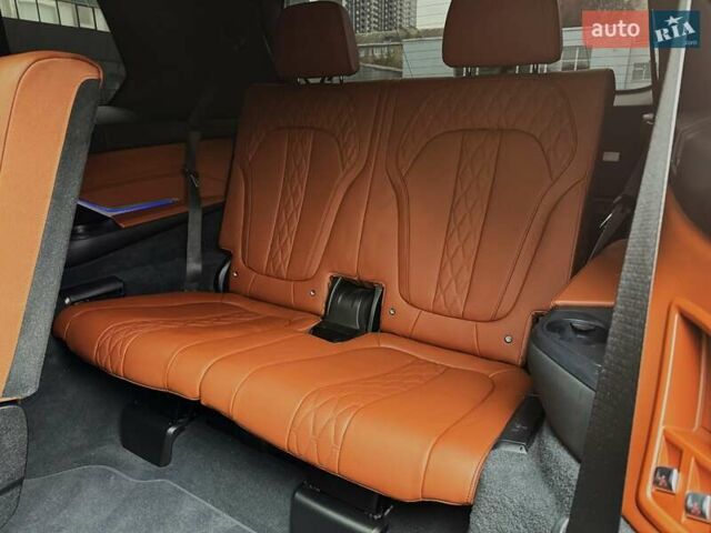 Белый БМВ X7, объемом двигателя 2.99 л и пробегом 120 тыс. км за 77999 $, фото 33 на Automoto.ua