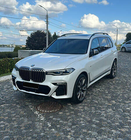 Белый БМВ X7, объемом двигателя 4.39 л и пробегом 19 тыс. км за 109999 $, фото 7 на Automoto.ua