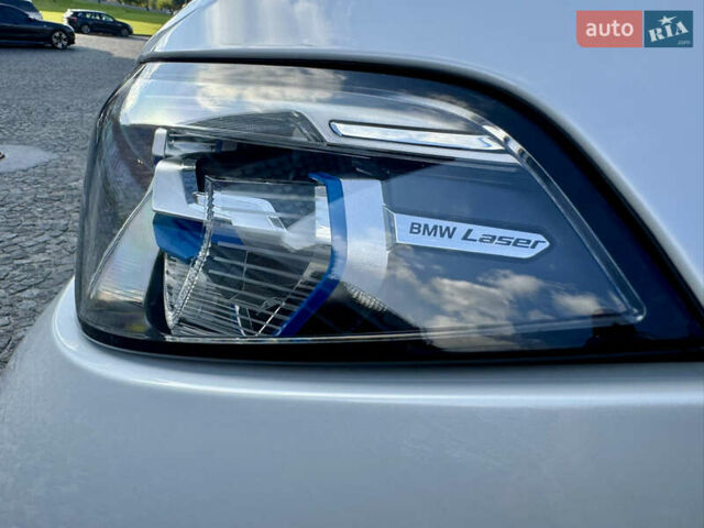 Белый БМВ X7, объемом двигателя 4.39 л и пробегом 19 тыс. км за 109999 $, фото 6 на Automoto.ua